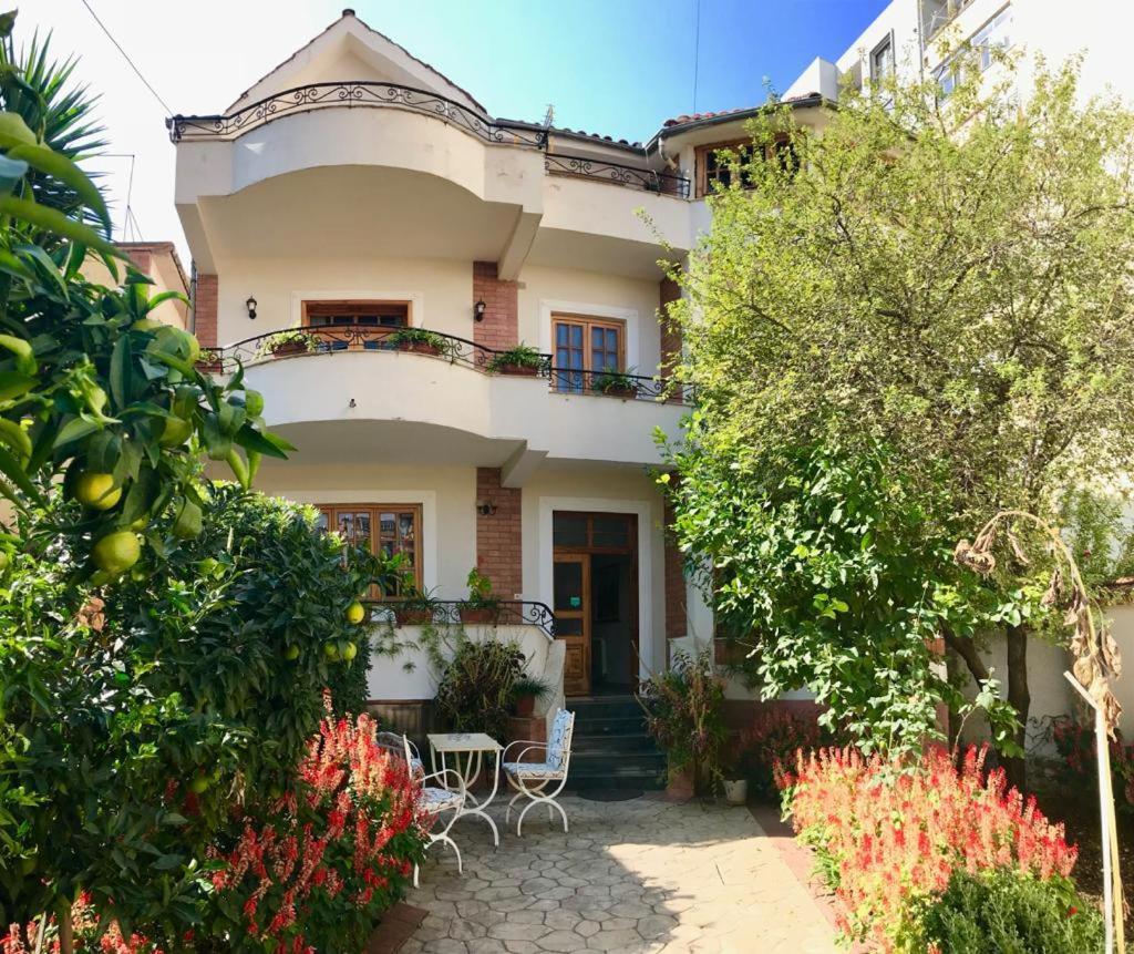 Garden Boutique B&B Tirana Bagian luar foto